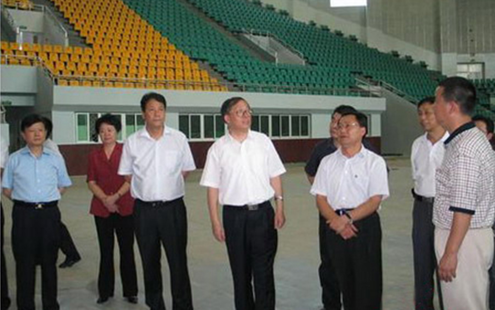 时任湖北省委书记、、、省人大主任李鸿忠视察bbin宝盈集团武当山体育馆项目部