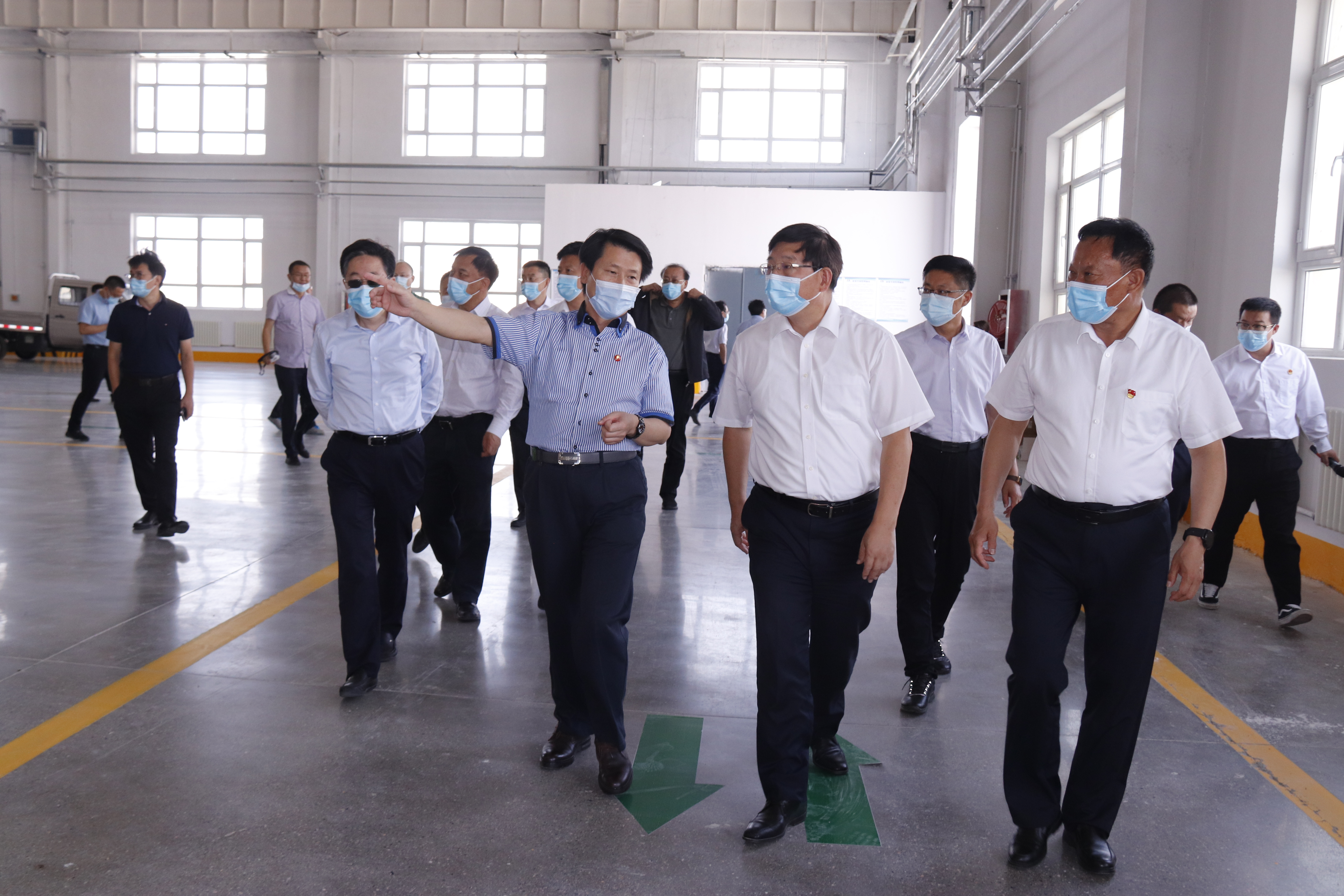 国家发改委副主任胡祖才莅临新疆bbin宝盈汽车公司考察调研