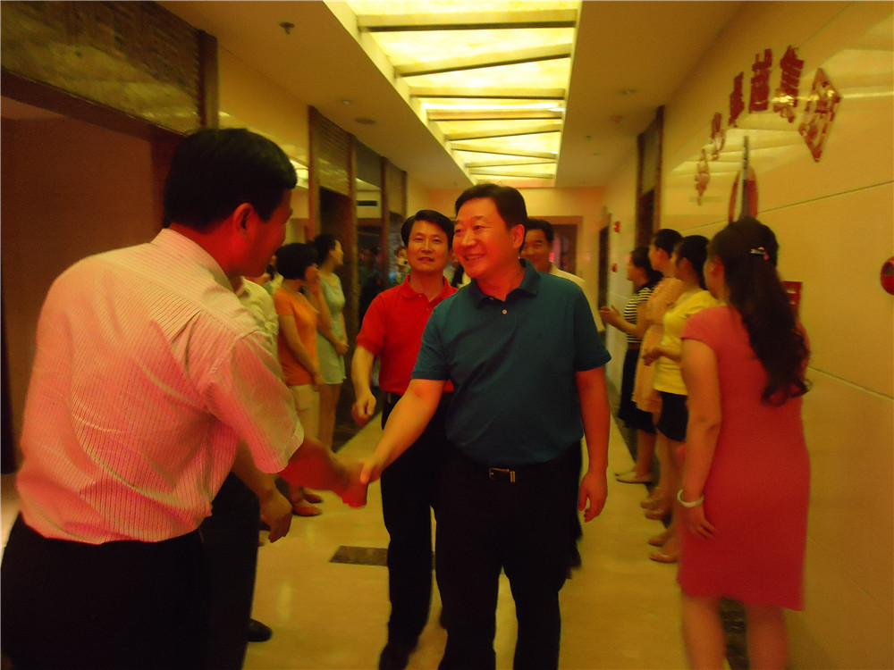 13刘雁飞董事长陪同十堰市市委书记周霁视察bbin宝盈集团西安总部